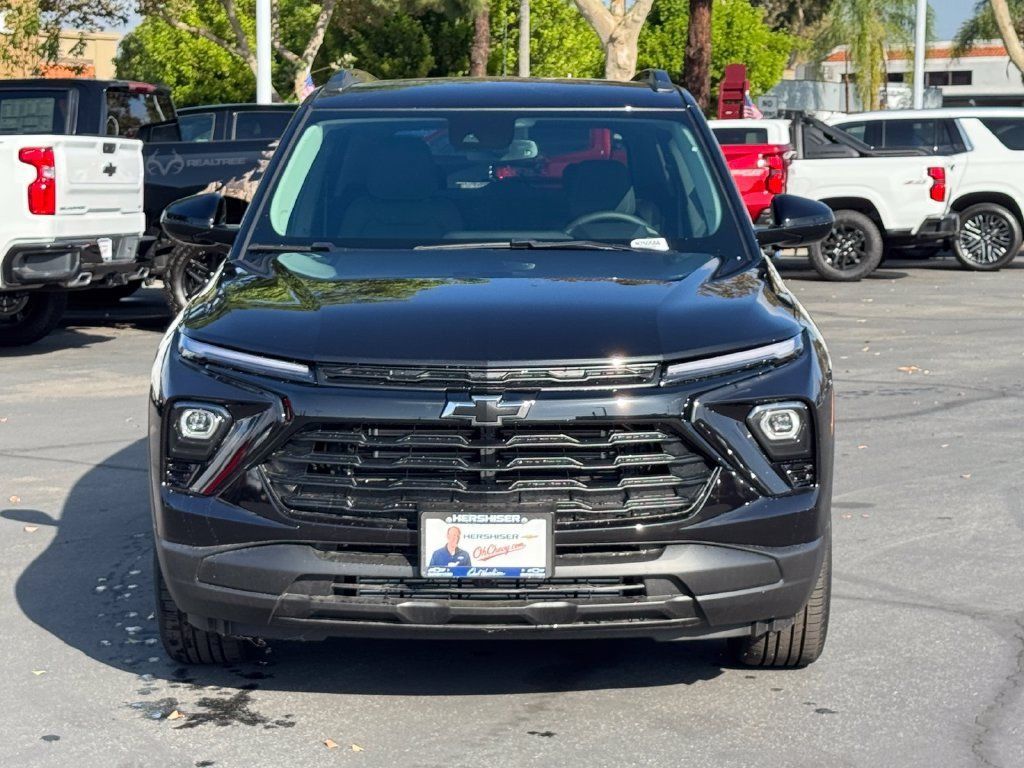 New 2026 Chevrolet TrailBlazer LT w/ Convenience Package FWD image 3