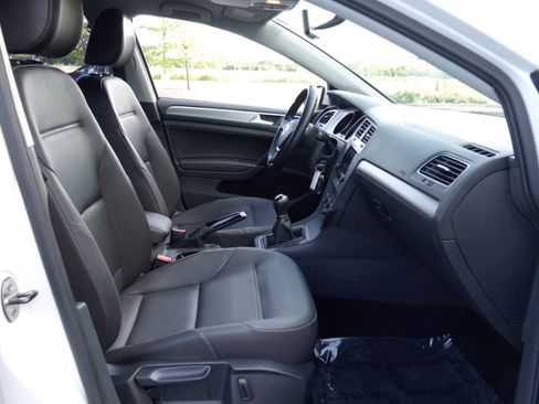 Used 2015 Volkswagen Golf TDI S FWD image 84