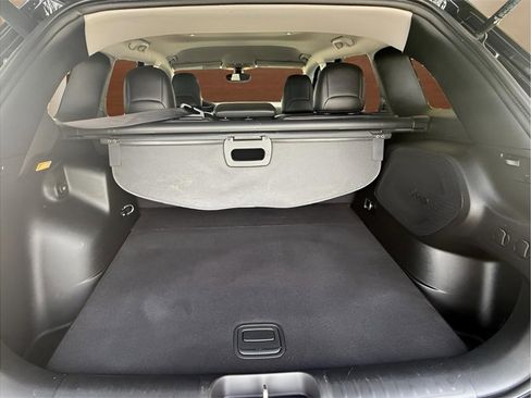 Used 2019 Jeep Cherokee Limited image 7