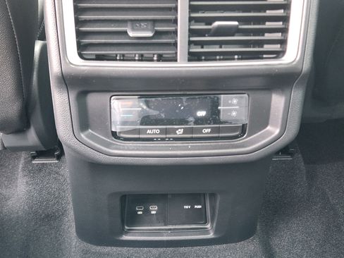New 2026 Volkswagen Atlas SE AWD/4WD image 33