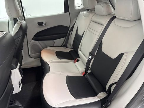 Used 2020 Jeep Compass Limited image 27