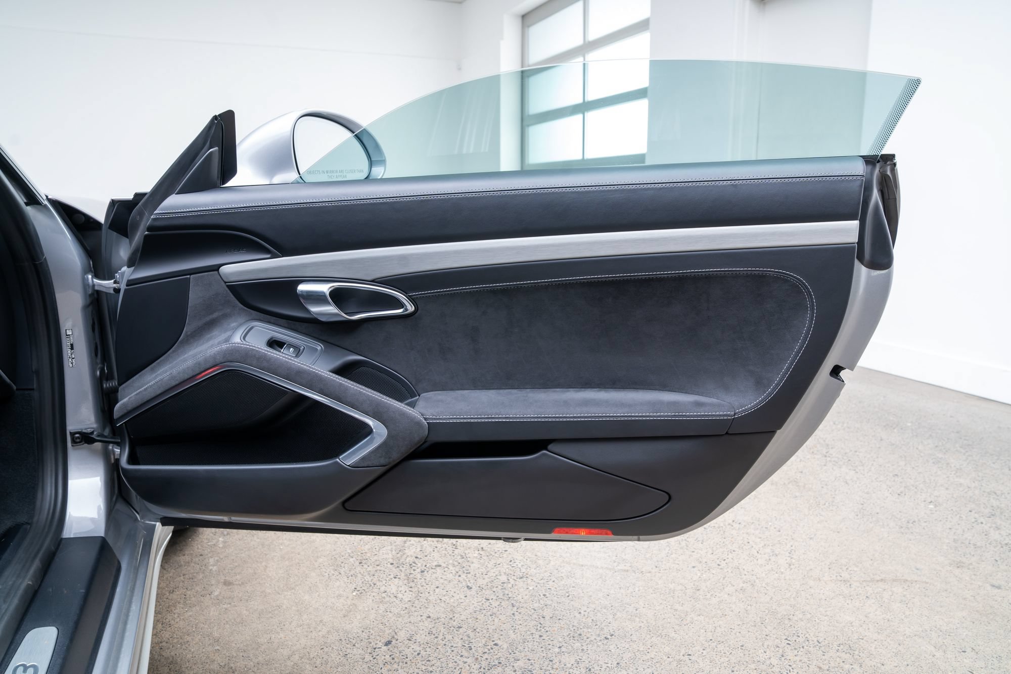 Used 2015 Porsche 911 GT3 RWD image 30