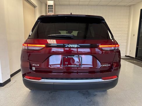 New 2026 Jeep Grand Cherokee Limited AWD/4WD image 18