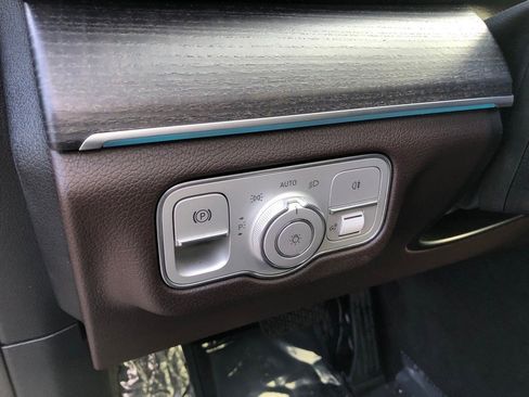 Certified 2022 Mercedes-Benz GLS 450 4MATIC image 14