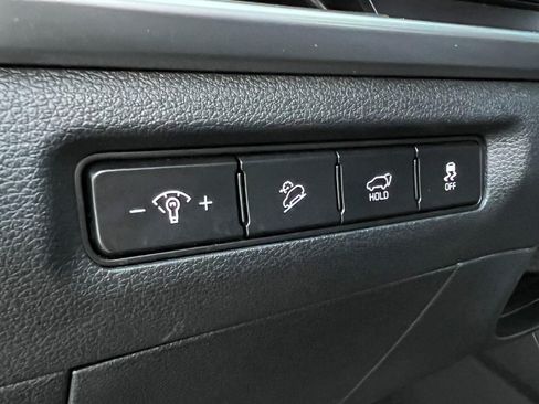 Used 2025 Kia Telluride S AWD/4WD image 17