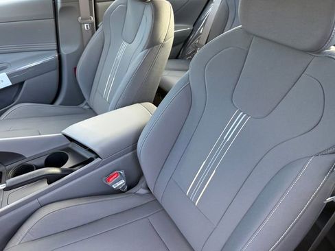 New 2026 Hyundai Elantra Sport image 25