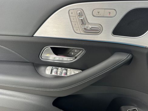 New 2026 Mercedes-Benz GLE 450e 4MATIC image 12