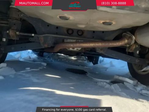 Used 2015 Subaru Forester 2.5i Premium w/ All-Weather Package image 16