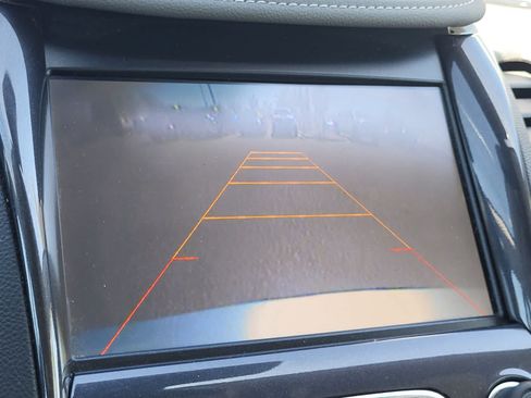 Used 2015 Chevrolet Impala LTZ FWD image 23