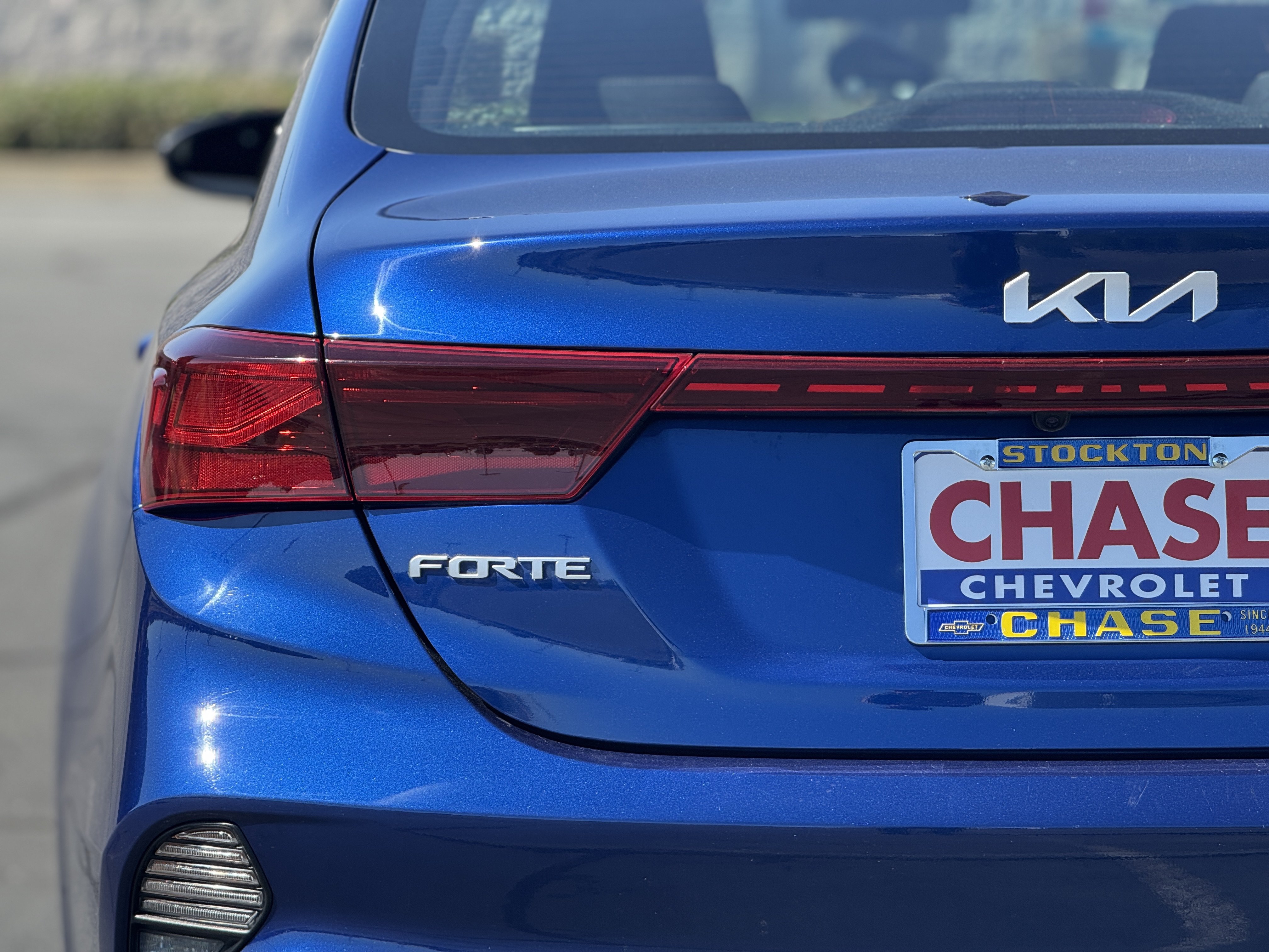 Used 2023 Kia Forte LXS FWD image 6