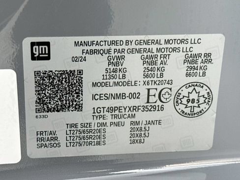 Used 2024 GMC Sierra 2500 AT4 w/ Technology Package AWD/4WD image 41