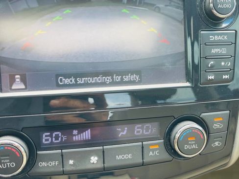 Used 2014 Nissan Altima 2.5 SL w/ Technology Package image 19