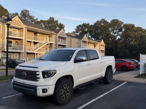 Used 2019 Toyota Tundra Limited AWD/4WD image 2