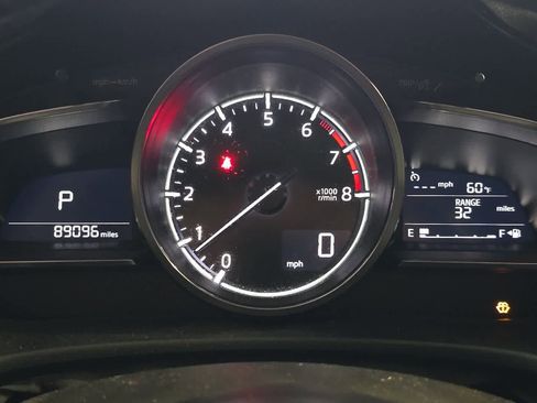 Used 2017 MAZDA MAZDA3 Grand Touring w/ Premium Equipment Package FWD image 24