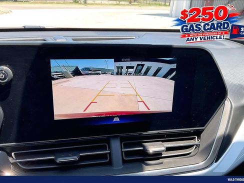 Used 2025 Chevrolet Trax LT w/ Driver Confidence Package FWD image 21