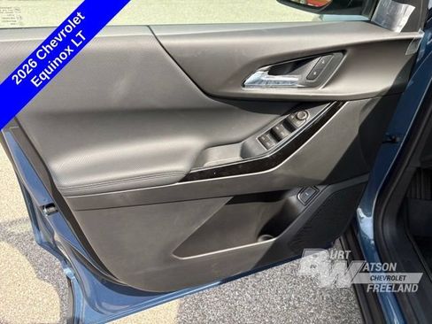 New 2026 Chevrolet Equinox LT w/ Convenience Package II FWD image 9
