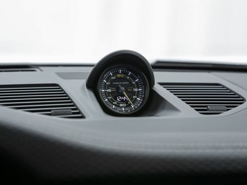 Certified 2026 Porsche 911 GT3 RWD image 31