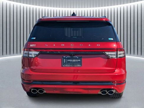 New 2026 Lincoln Aviator Reserve w/ Jet Appearance Package image 4