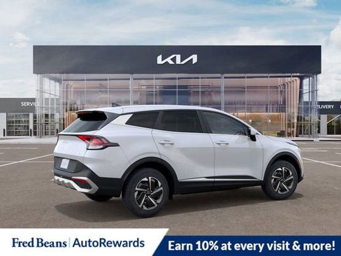 New 2025 Kia Sportage LX image 6
