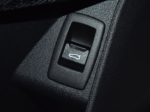 New 2026 BMW X1 xDrive28i w/ Technology Package image 6