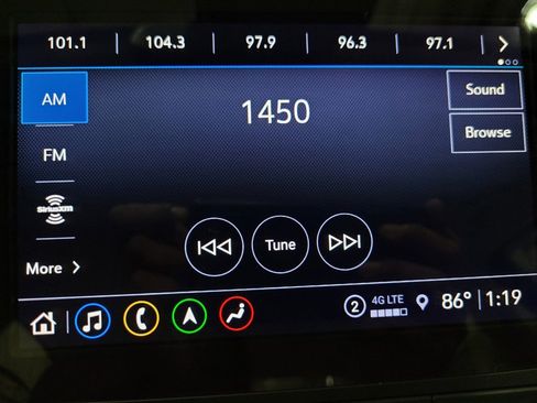 Used 2024 Chevrolet Malibu LT FWD image 25