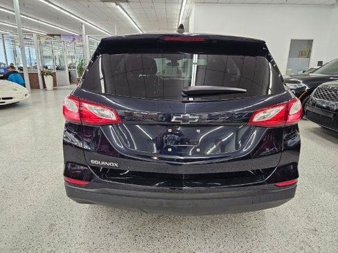 Used 2021 Chevrolet Equinox LS w/ LS Convenience Package FWD image 6
