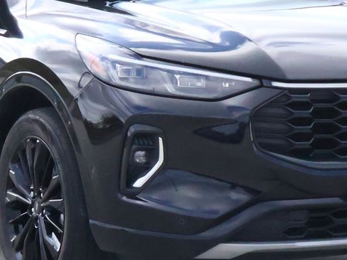 Used 2023 Ford Escape ST-Line Elite w/ Premium Technology Package image 8