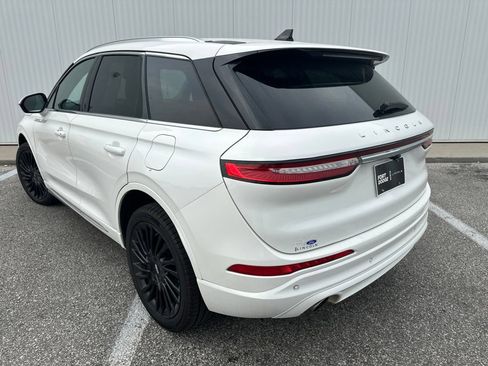 Used 2022 Lincoln Corsair Reserve AWD/4WD image 5