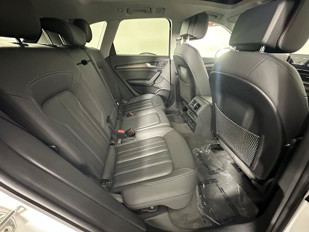 Used 2021 Audi Q5 2.0T Premium w/ Convenience Package AWD/4WD image 28