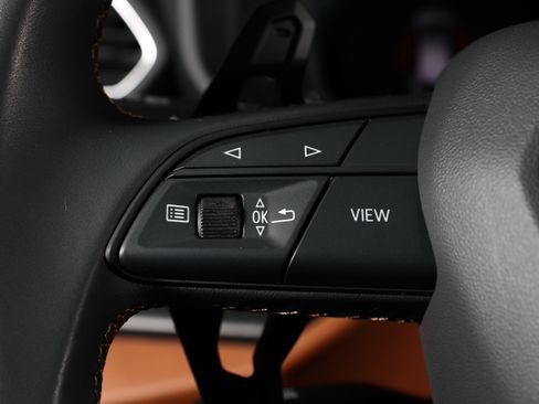 Used 2023 Lamborghini Urus S image 29