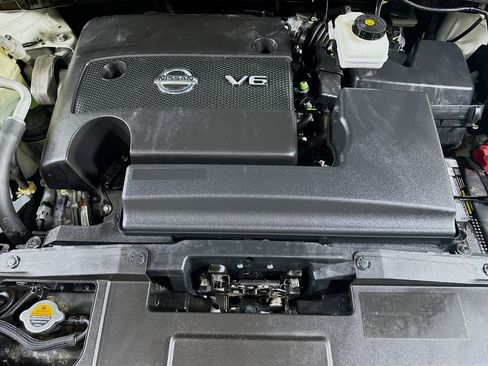 Used 2015 Nissan Murano Platinum w/ Cargo Package FWD image 32