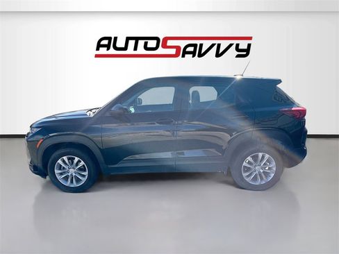 Used 2023 Chevrolet TrailBlazer LS image 4