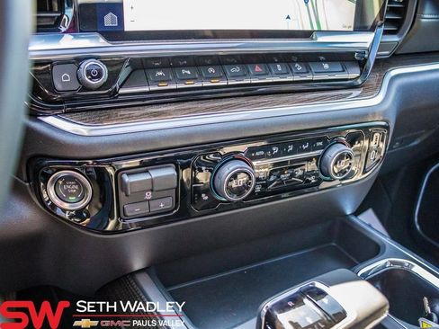 New 2025 Chevrolet Silverado 1500 RST AWD/4WD image 38