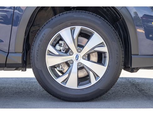 Certified 2025 Subaru Ascent Premium AWD/4WD image 9