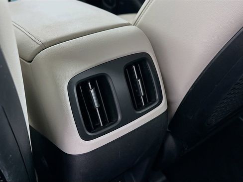 Used 2024 Hyundai Tucson Limited image 33