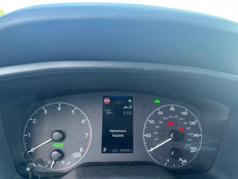 Used 2025 Toyota Corolla Cross AWD Hybrid image 20