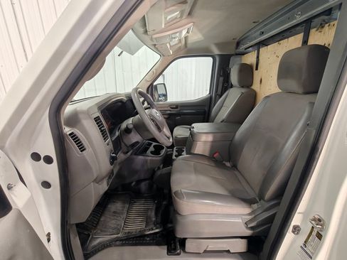 Used 2020 Nissan NV 2500 SV w/ Navigation Package RWD image 22