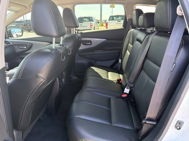 Used 2024 Nissan Murano SV FWD image 18