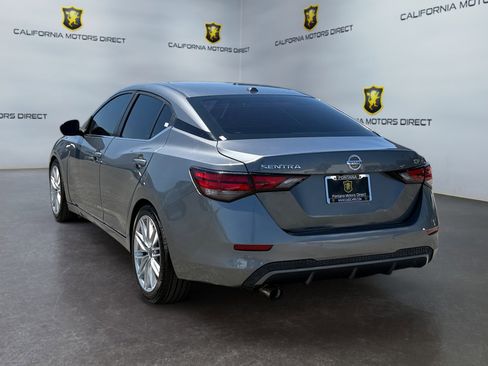 Used 2021 Nissan Sentra SV FWD image 3