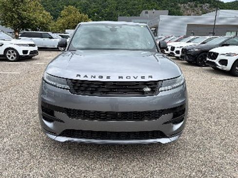 Used 2024 Land Rover Range Rover Sport Dynamic SE AWD/4WD image 2