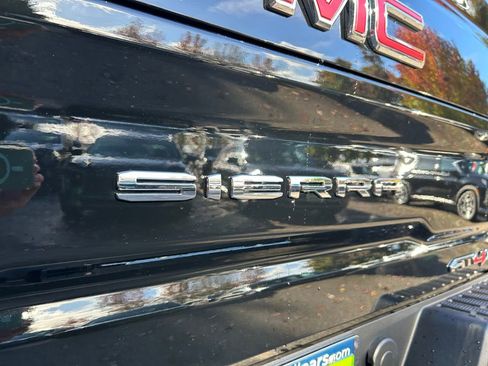 New 2026 GMC Sierra 2500 AT4X image 32