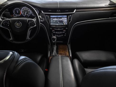 Used 2013 Cadillac XTS Premium AWD/4WD image 25