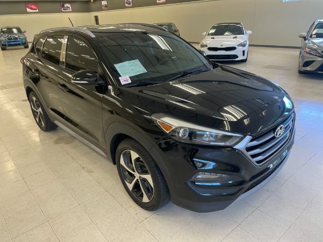 Used 2017 Hyundai Tucson Sport FWD image 1