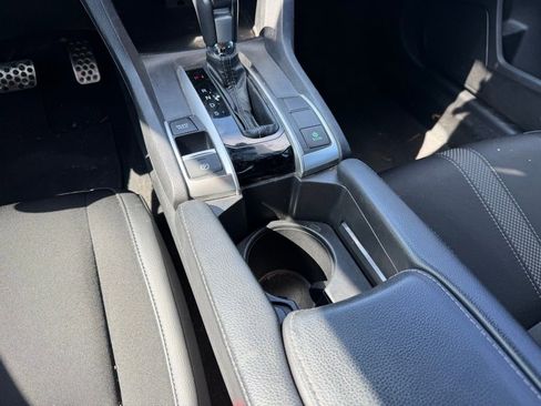 Used 2019 Honda Civic Sport image 16