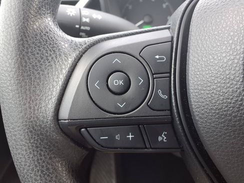 Used 2023 Toyota Corolla LE FWD image 13