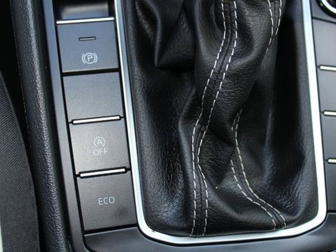 Used 2024 Volkswagen Jetta Sport FWD image 31