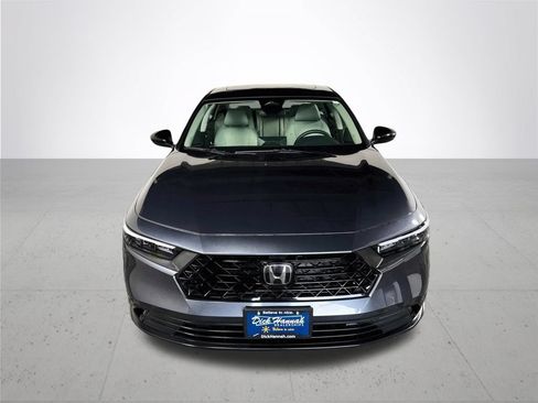 Used 2025 Honda Accord SE image 3