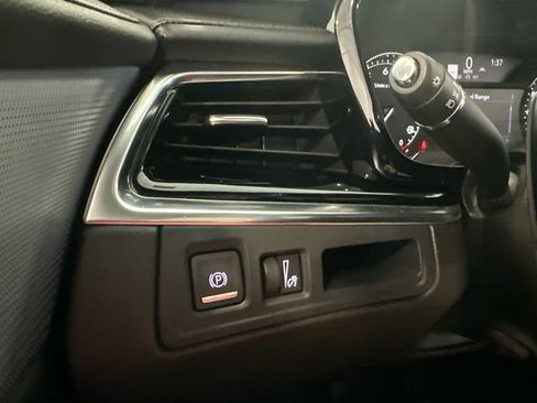 Certified 2024 Cadillac XT6 Premium Luxury AWD/4WD image 19