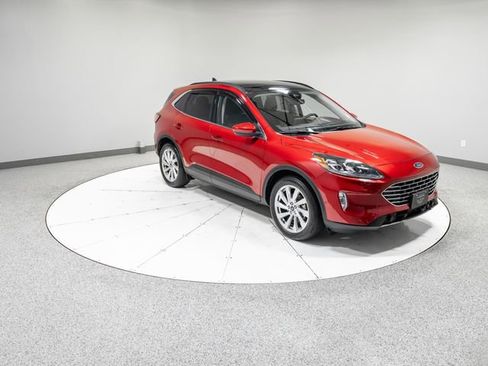 Used 2021 Ford Escape Titanium w/ Titanium Elite Package AWD/4WD image 28