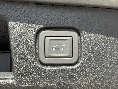 New 2026 Chevrolet Blazer EV LT image 10